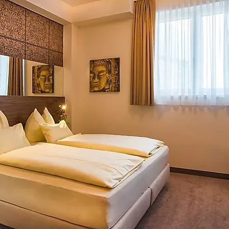 Roemerstube Szálloda 3*