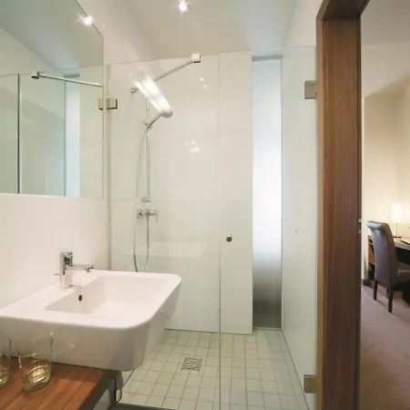 Roemerstube Otel 3*