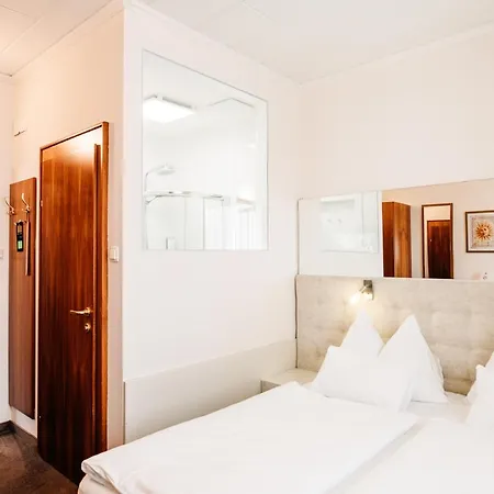 Roemerstube Otel
